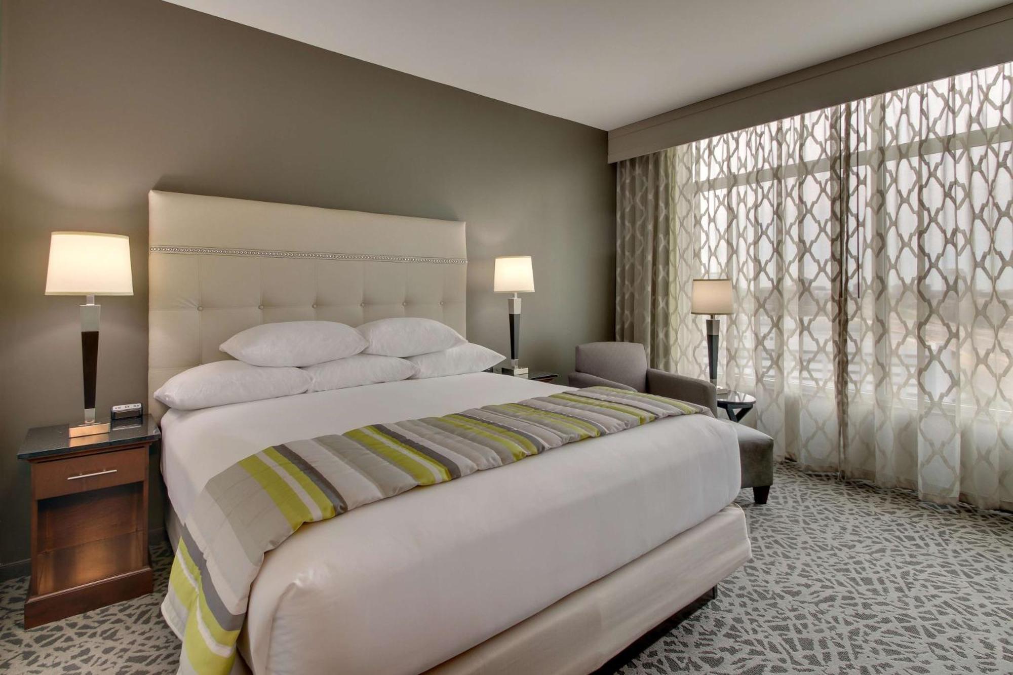 Drury Plaza Hotel Dallas 리처드슨 외부 사진
