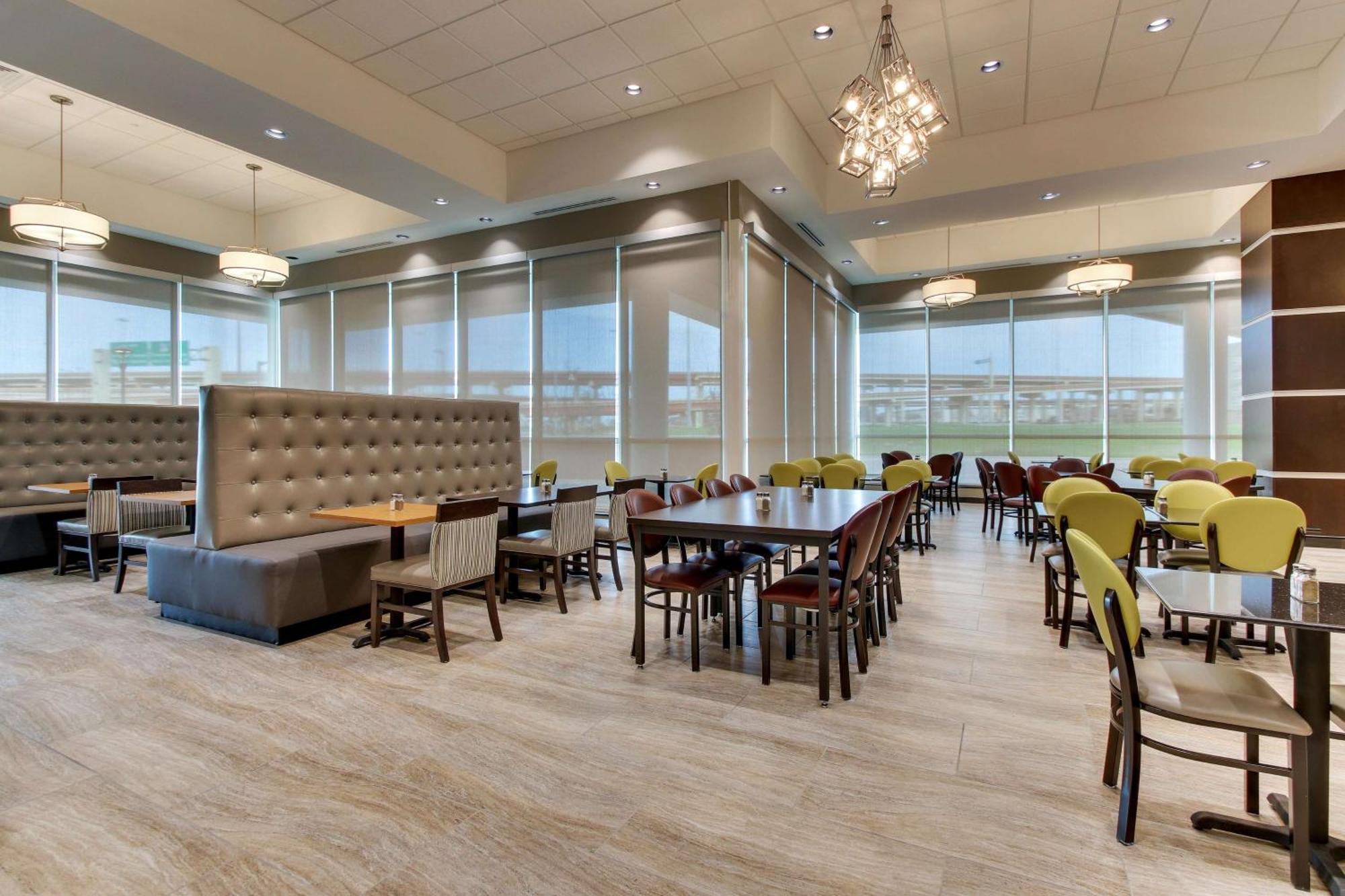 Drury Plaza Hotel Dallas 리처드슨 외부 사진